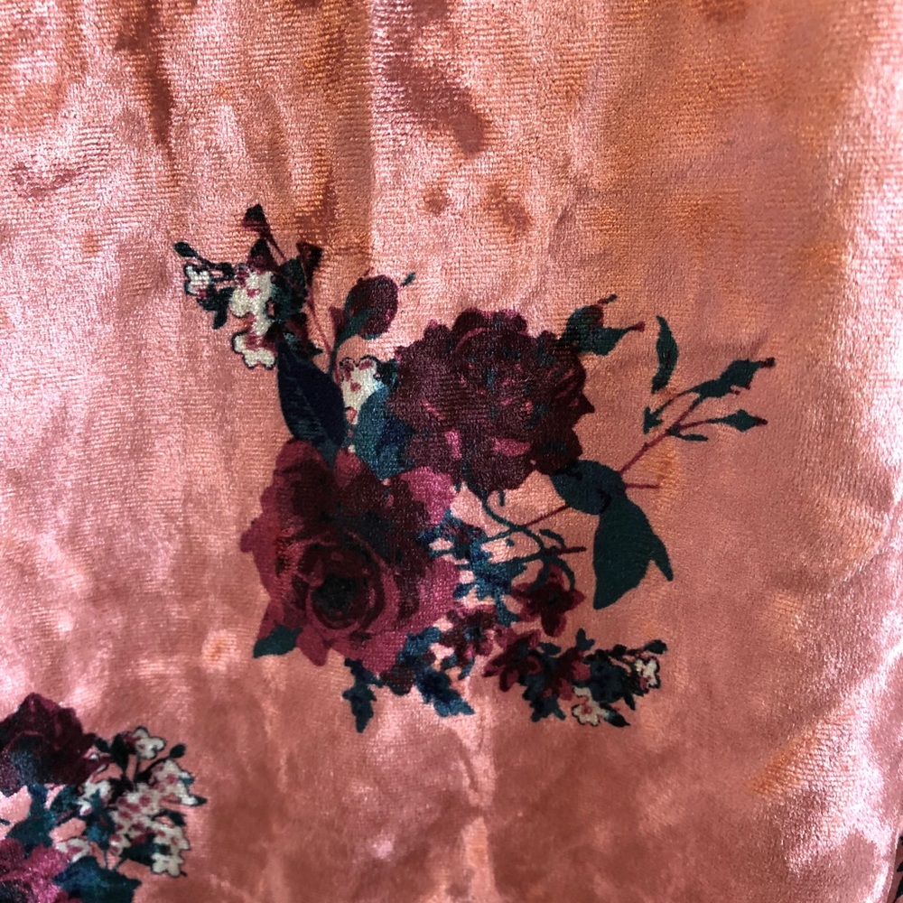 Altar’d State Floral Velvet Choker Tank Size S NWT - Picture 6 of 6